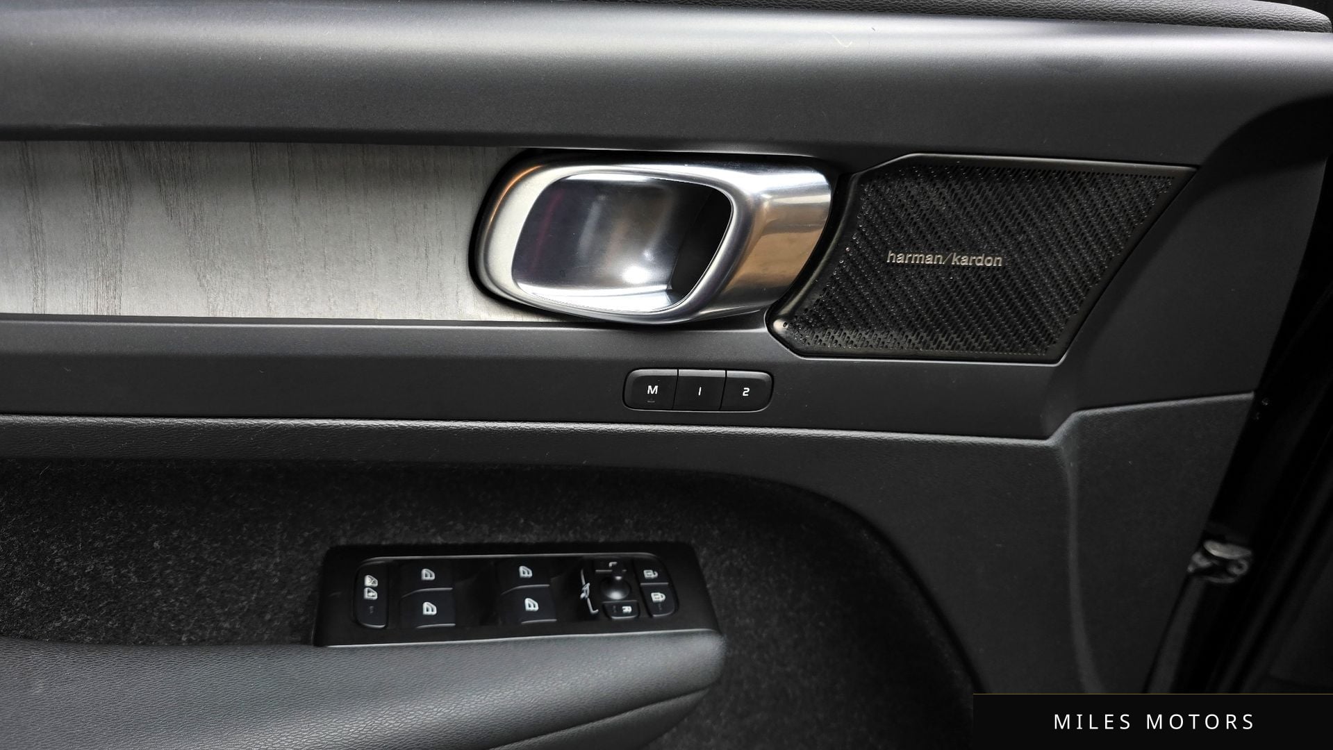 Volvo XC40 2022 — миниатюра 18