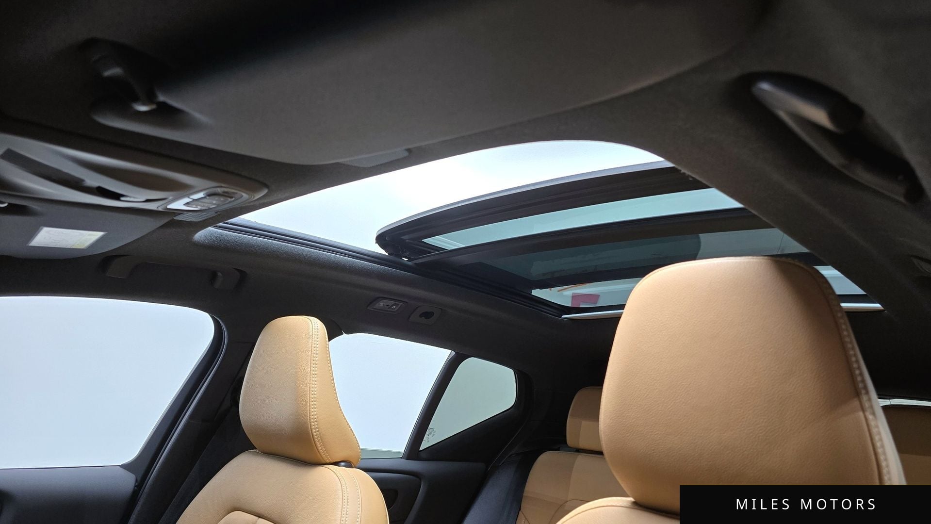 Volvo XC40 2022 — миниатюра 19