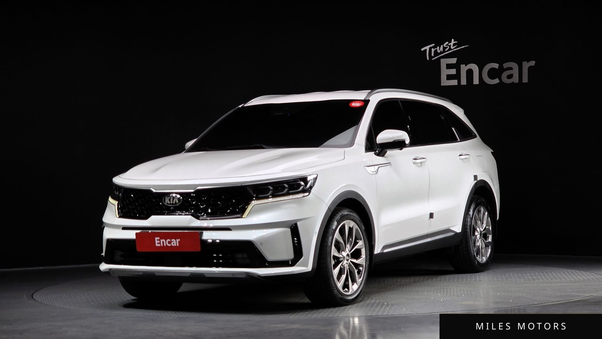 Kia Sorento 2021 — фото 1 из 12