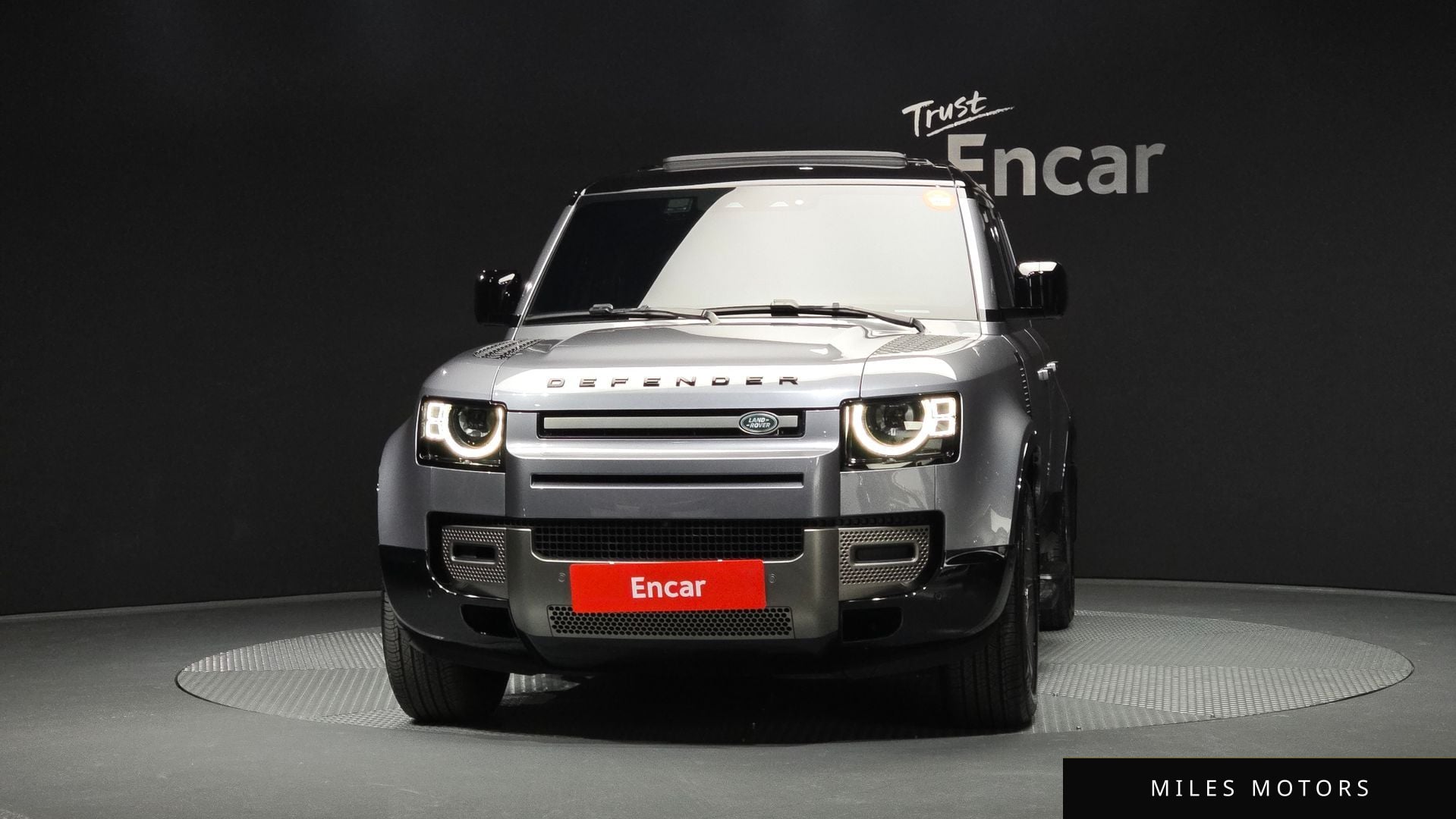 Land Rover Defender 2024 — миниатюра 3