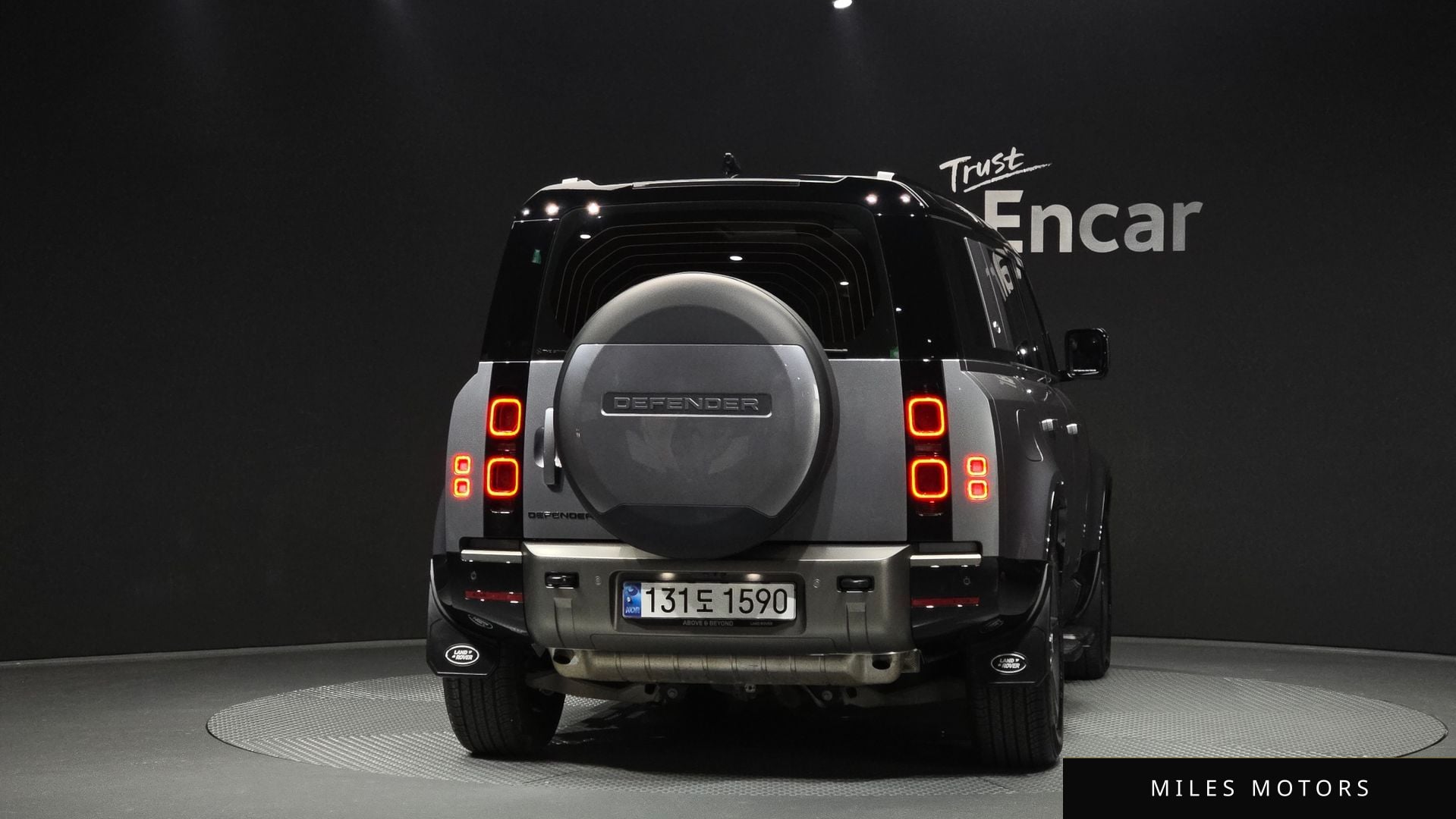 Land Rover Defender 2024 — миниатюра 4