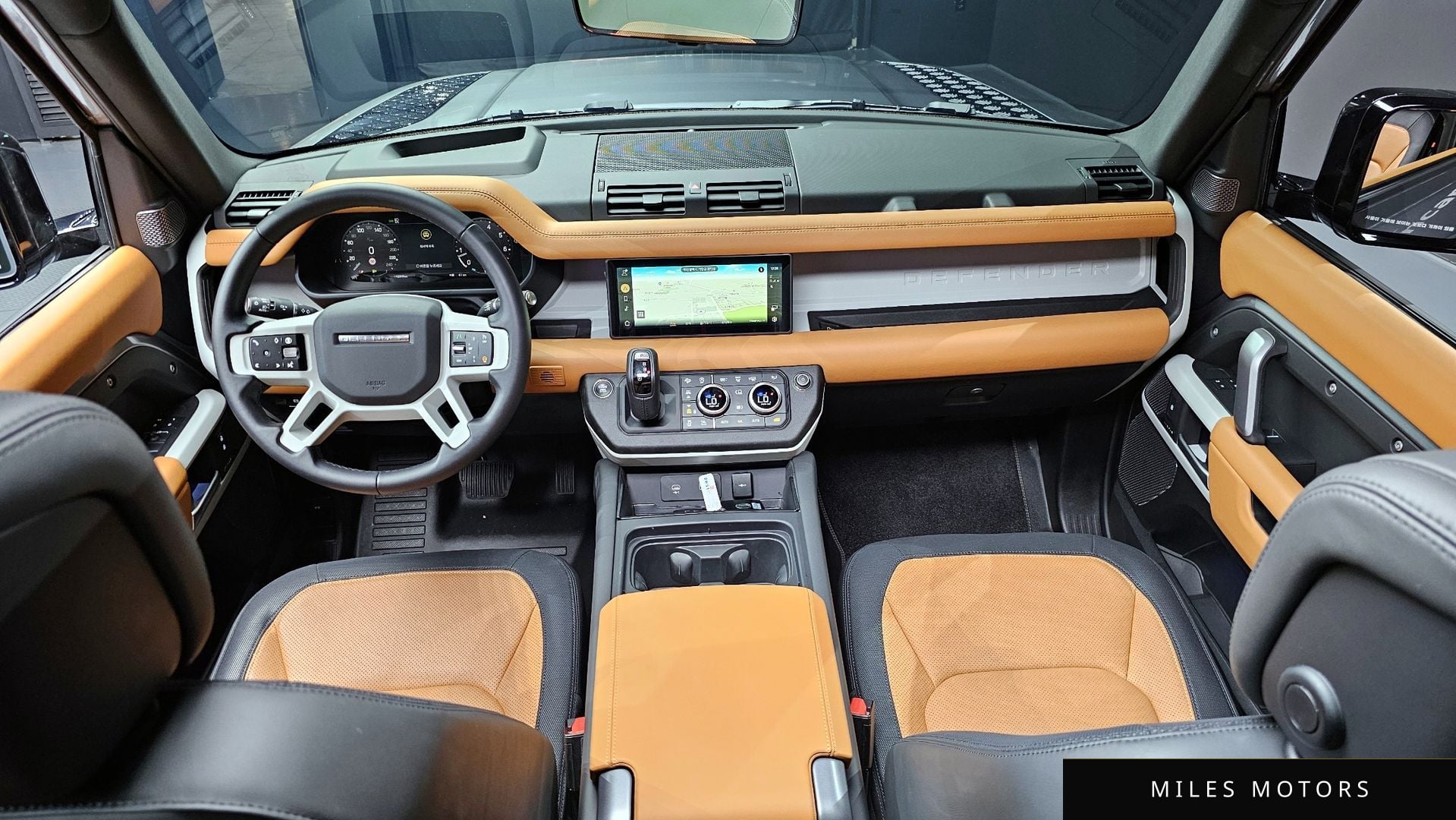 Land Rover Defender 2024 — миниатюра 7
