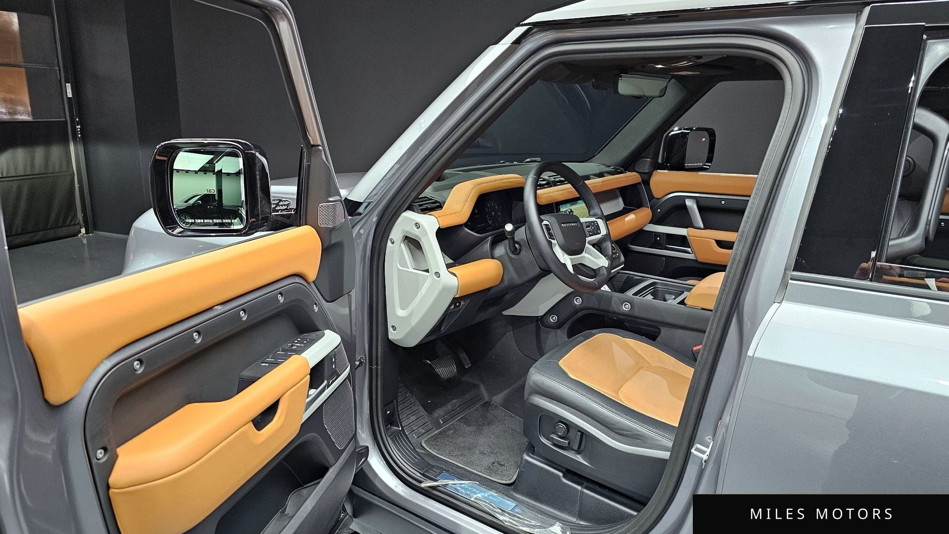 Land Rover Defender 2024 — миниатюра 11