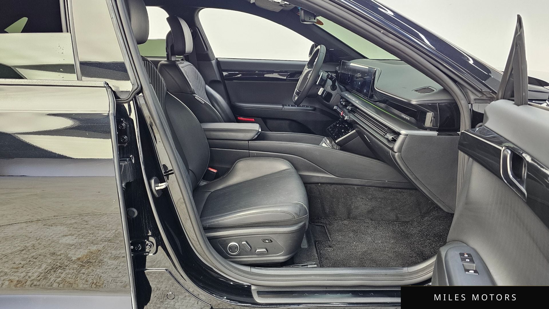 Hyundai 그랜저 (GN7) 2023 — миниатюра 12
