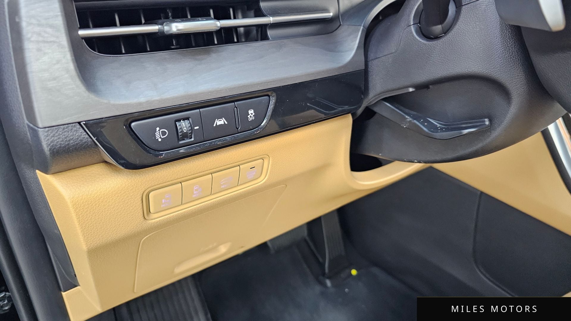 Kia 카니발 2023 — миниатюра 15