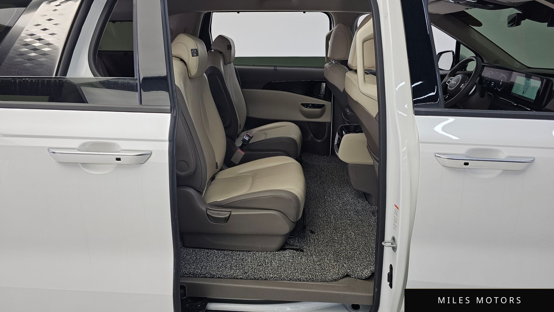 Kia 카니발 2023 — миниатюра 12