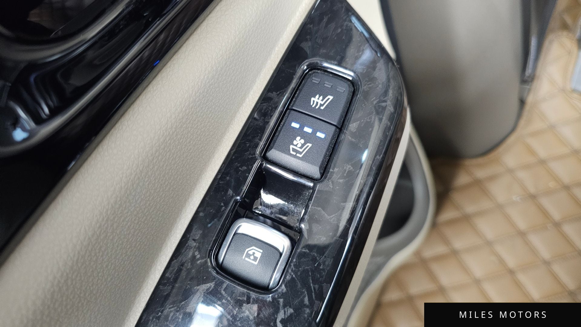 Kia 카니발 2023 — миниатюра 18