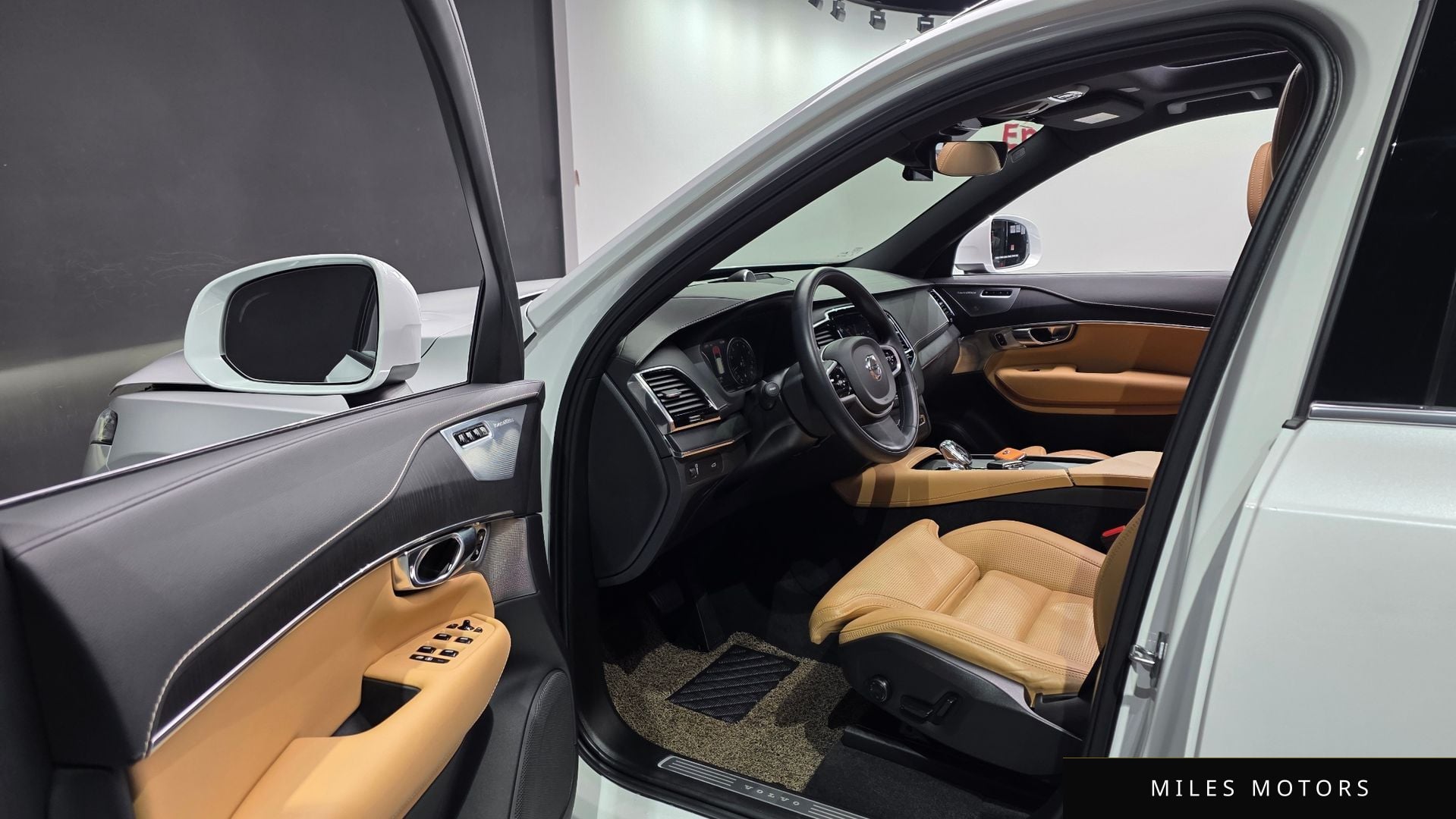 Volvo XC90 2021 — миниатюра 11