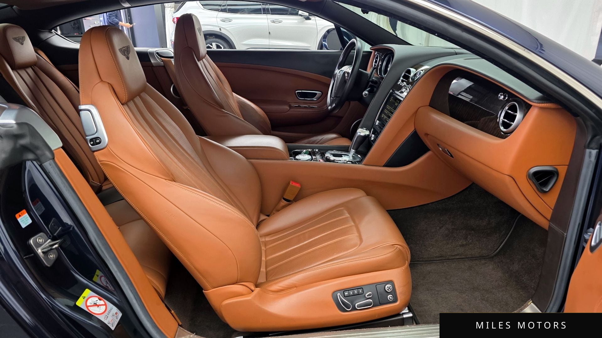 Bentley 컨티넨탈 GT 2015 — миниатюра 11