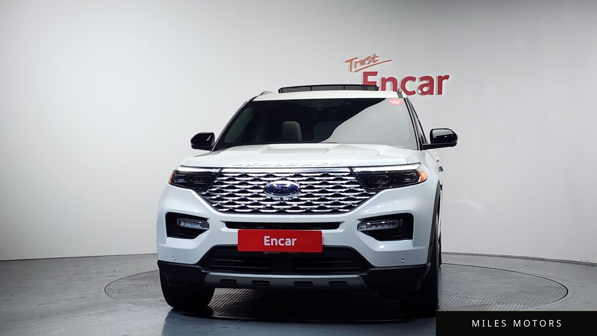 Ford Explorer 2021 — миниатюра 3