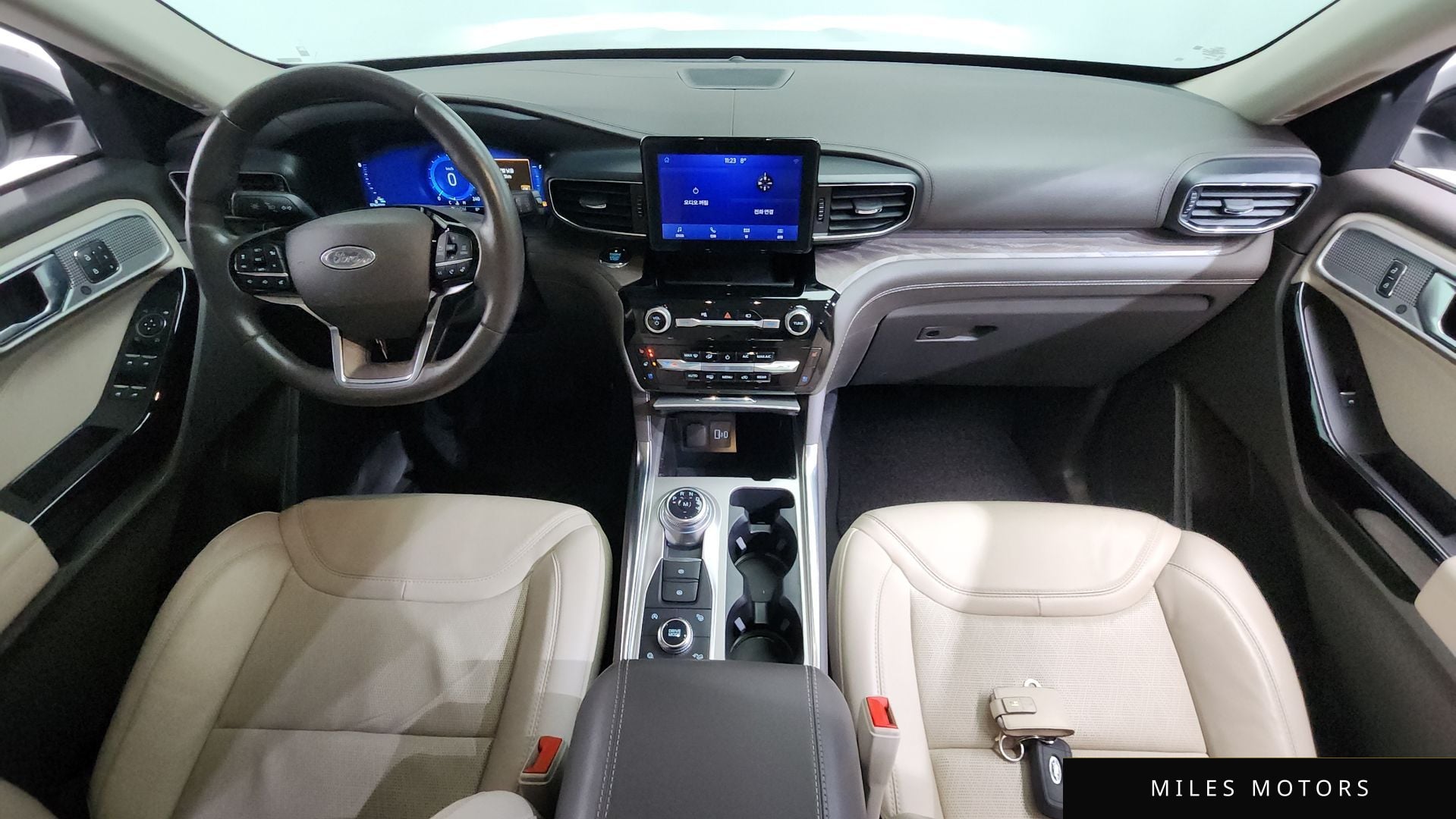 Ford Explorer 2021 — миниатюра 7
