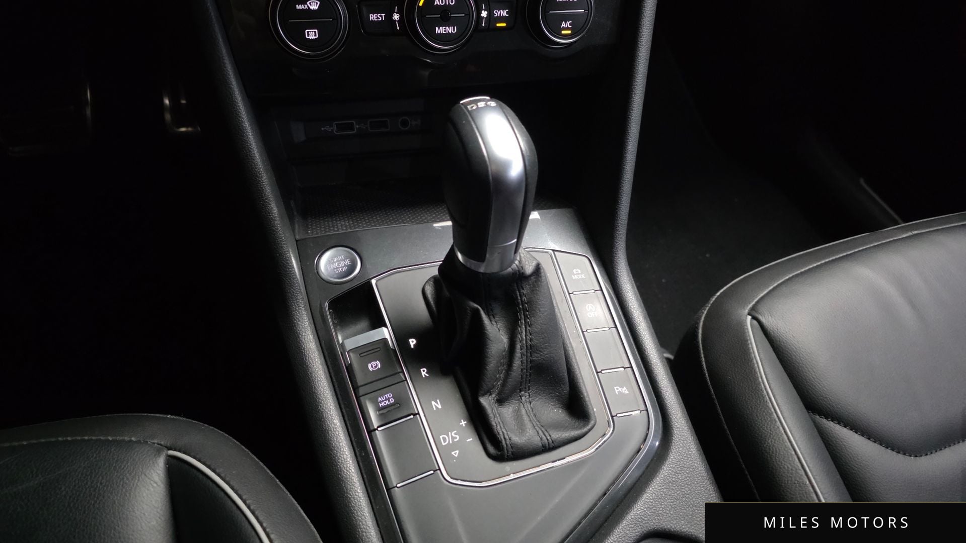 Volkswagen 티구안 2018 — миниатюра 9