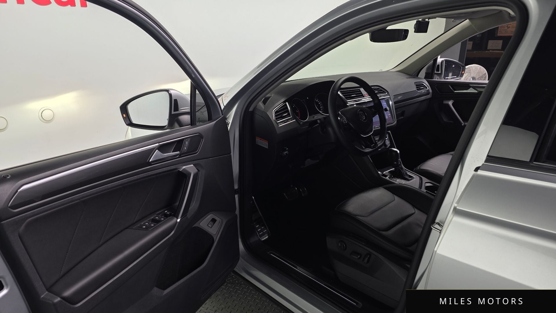 Volkswagen 티구안 2018 — миниатюра 11