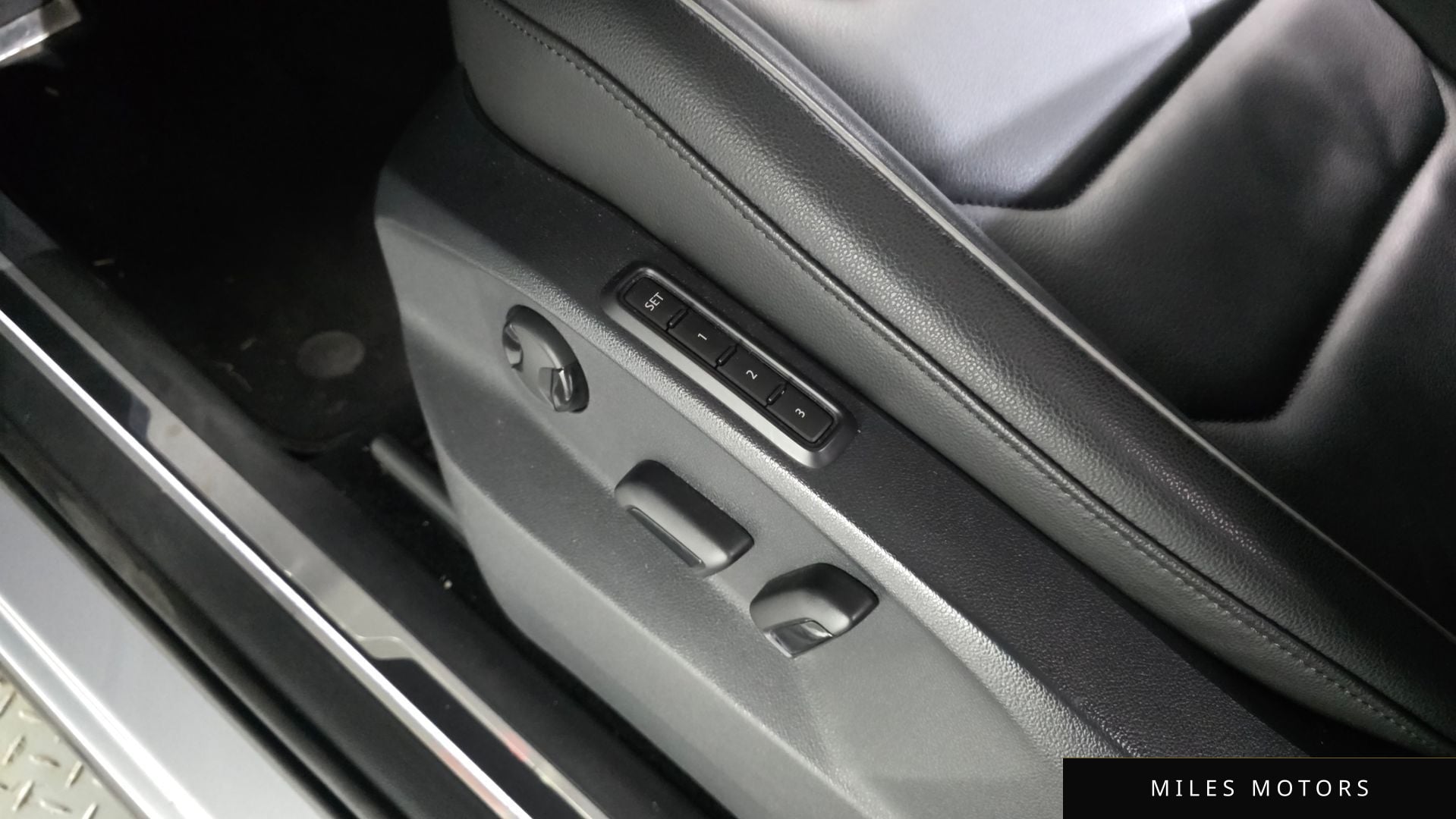 Volkswagen 티구안 2018 — миниатюра 17
