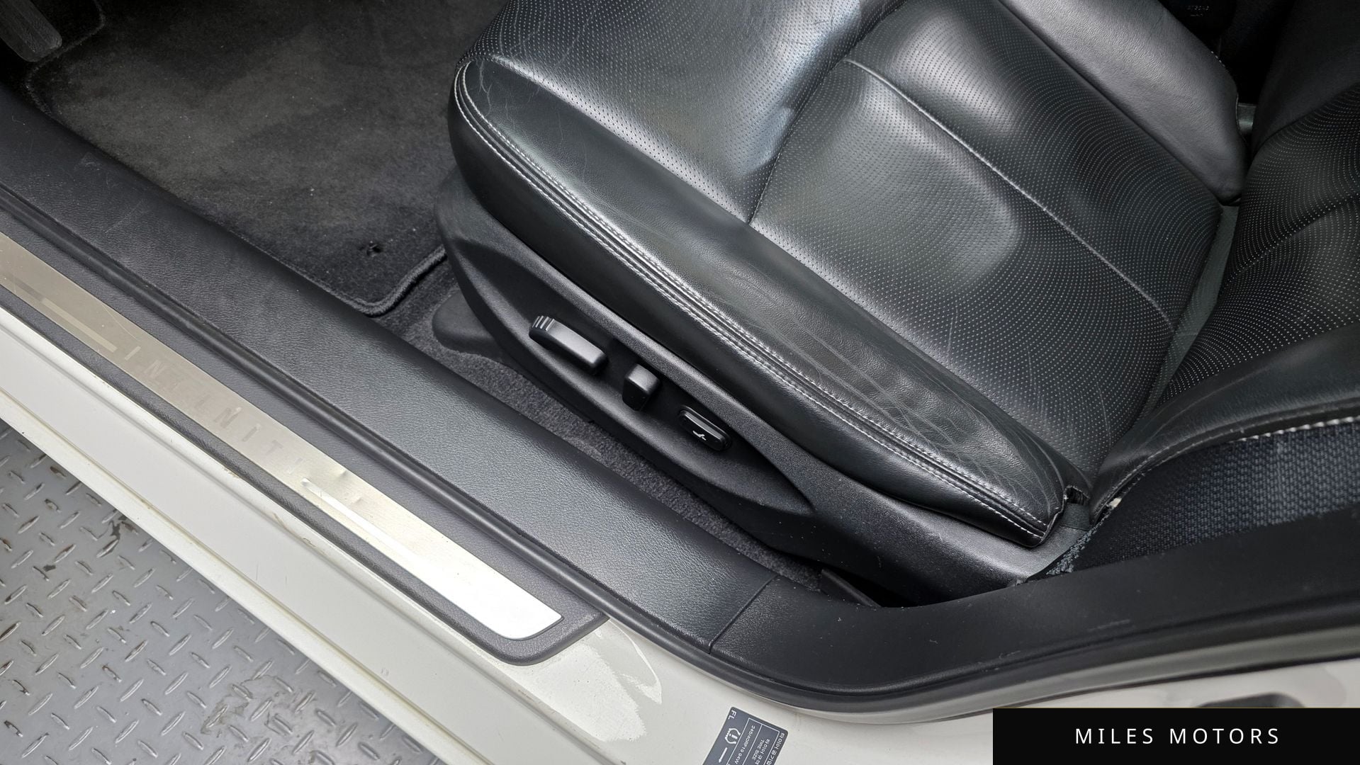 Infiniti Q50 2015 — миниатюра 17