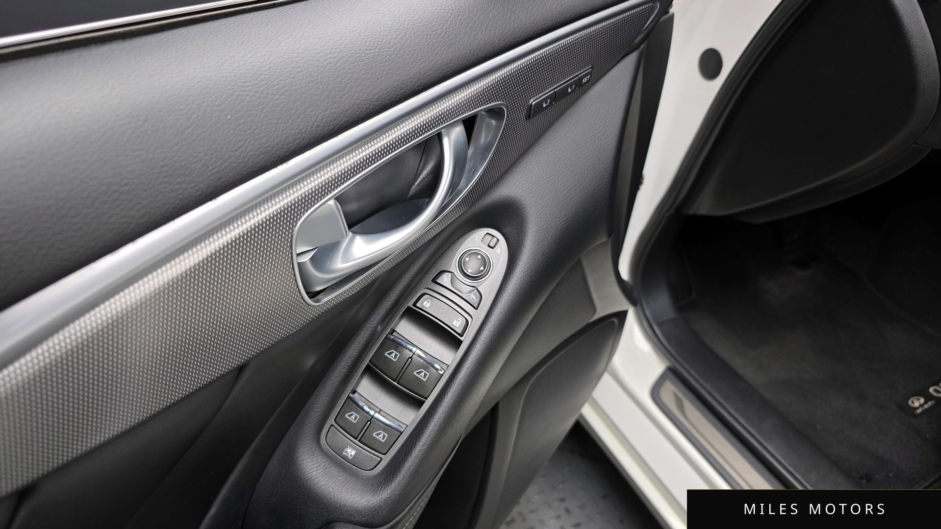 Infiniti Q50 2015 — миниатюра 18