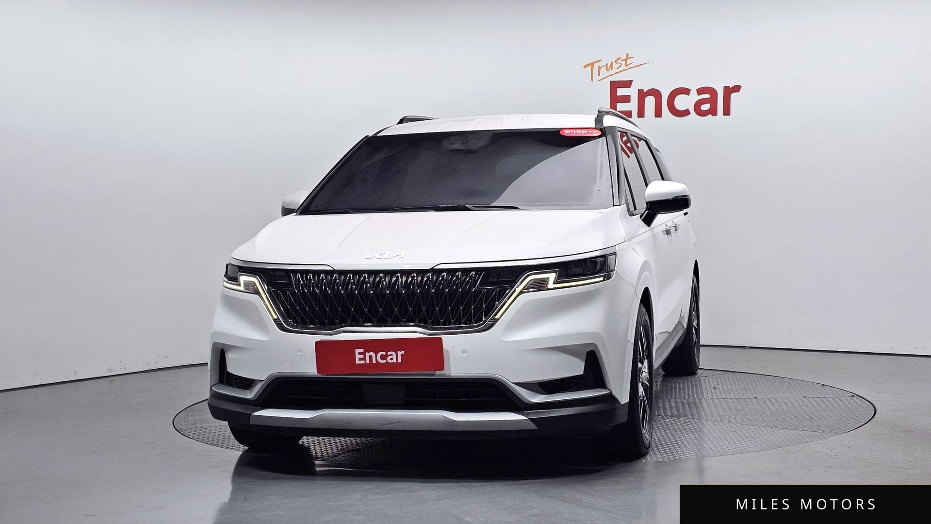 Kia Carnival 2023 — миниатюра 2