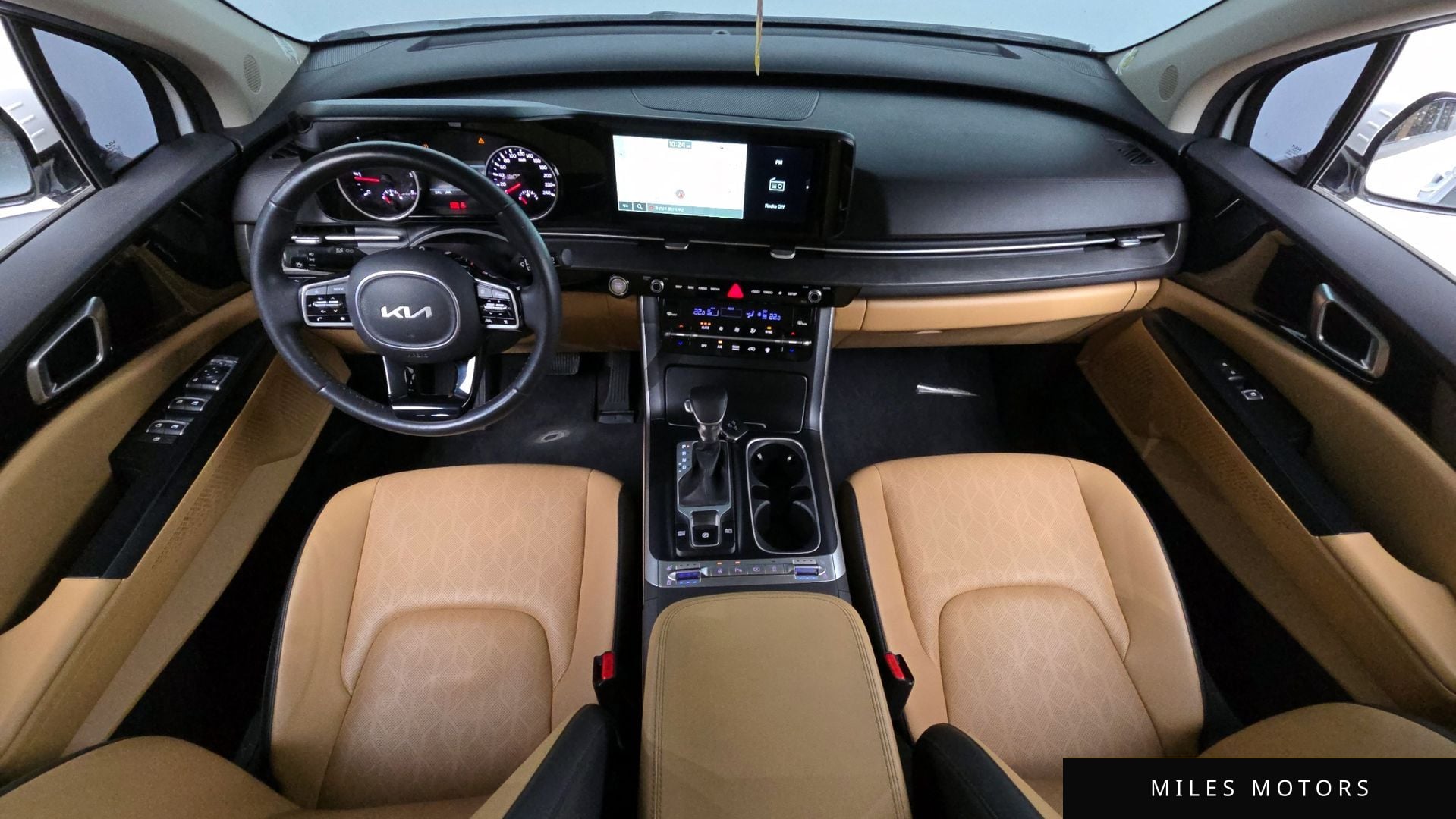 Kia Carnival 2023 — миниатюра 9