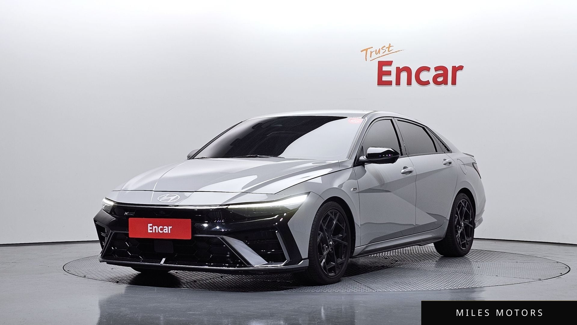 Hyundai AVANTE 2024 — фото 1 из 12