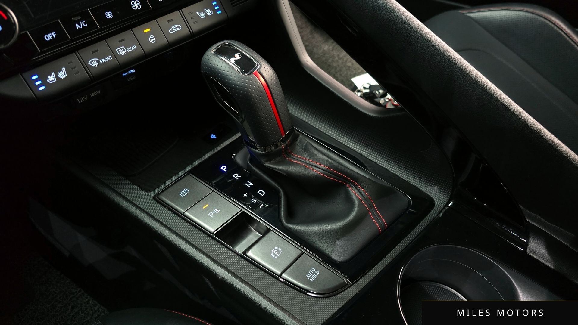 Hyundai AVANTE 2024 — миниатюра 9