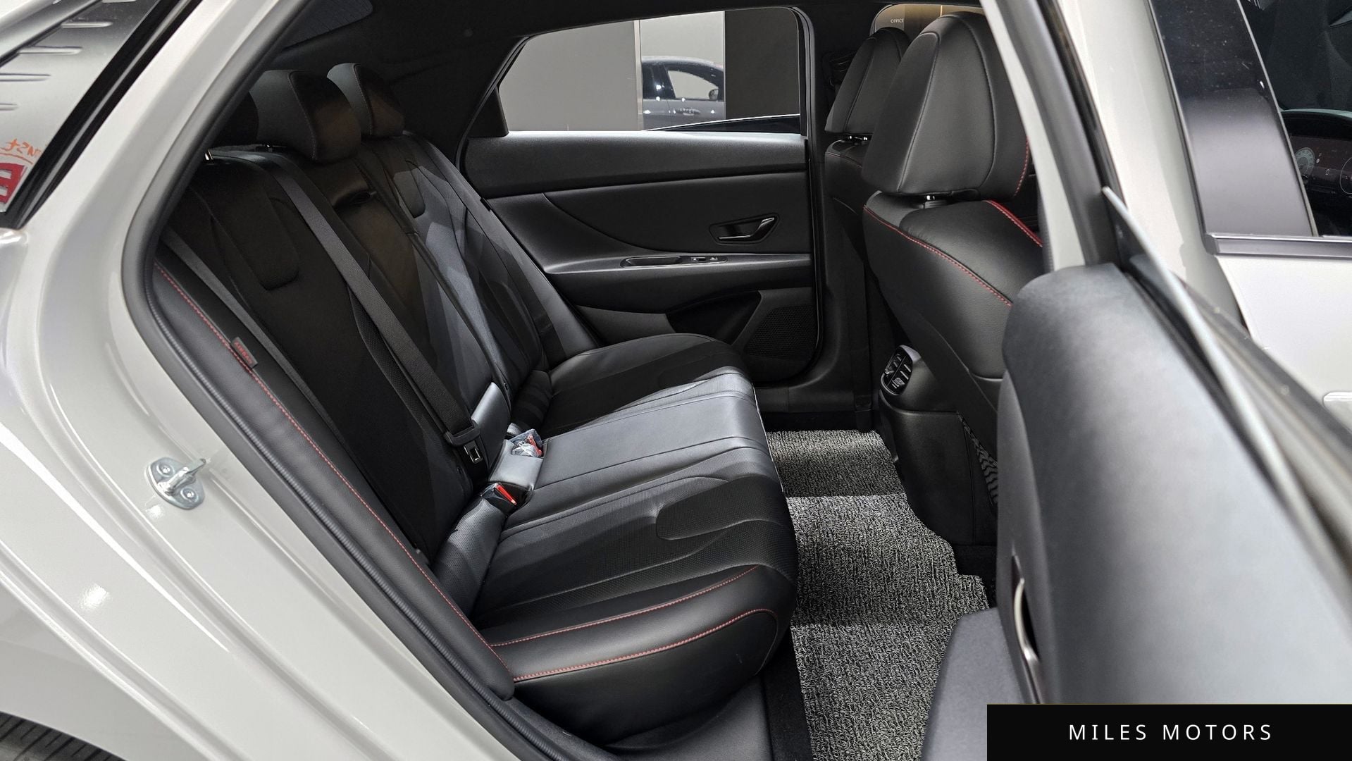 Hyundai AVANTE 2024 — миниатюра 12