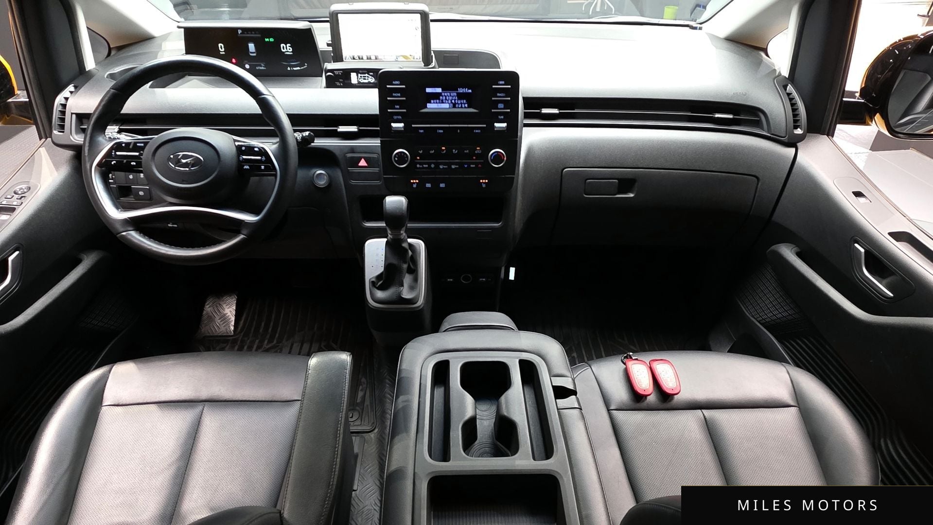 Hyundai Staria 2022 — миниатюра 7