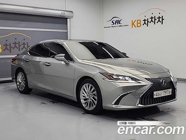Лексус ES300h 2019 — миниатюра 5