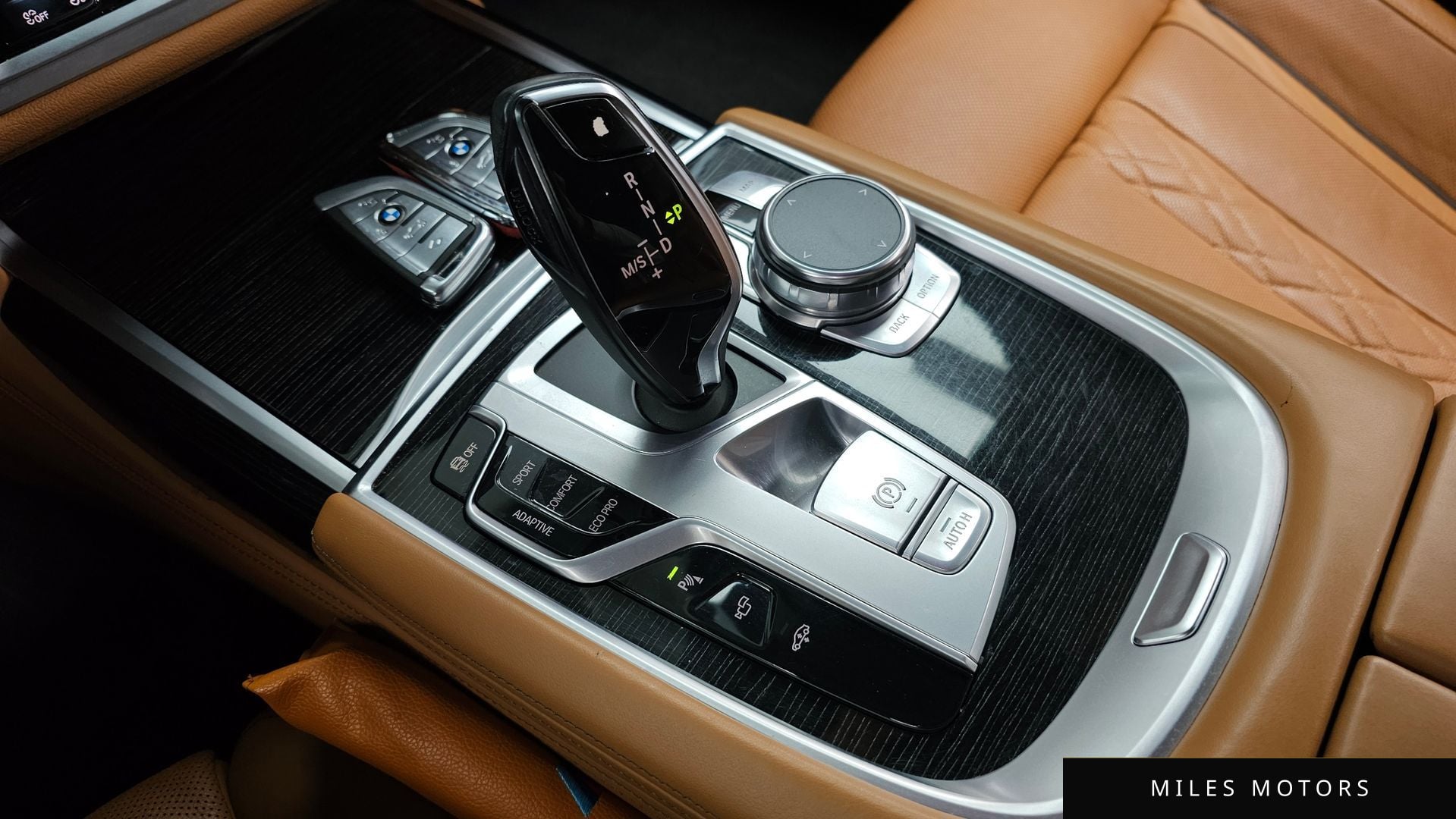 BMW 7 Series (G11) 2018 — миниатюра 9