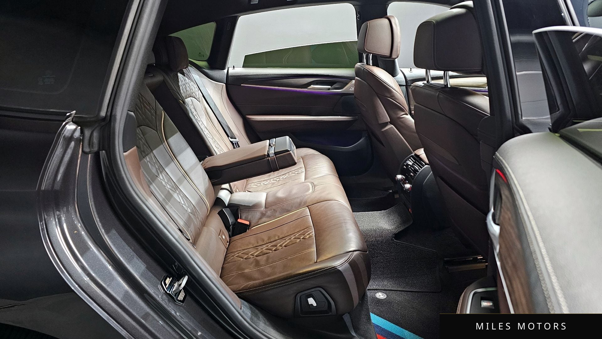 BMW 6 Series GT (G32) 2021 — миниатюра 12