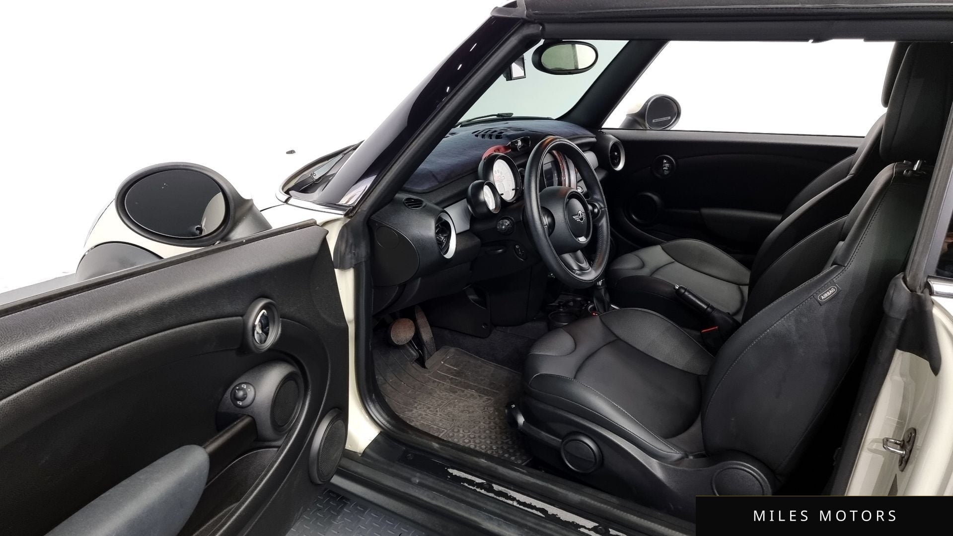 MINI Cooper Convertible 2014 — миниатюра 11