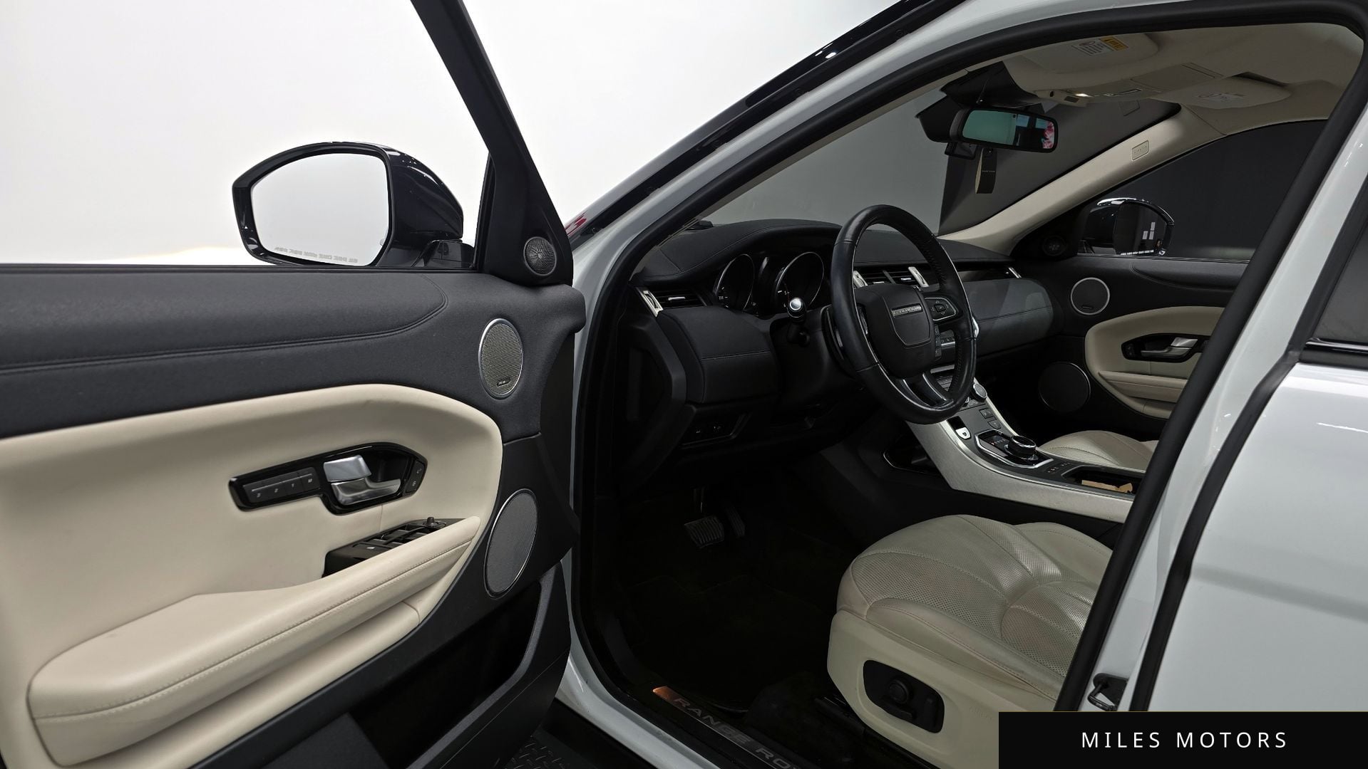 Land Rover Range Rover Evoque 2017 — миниатюра 11