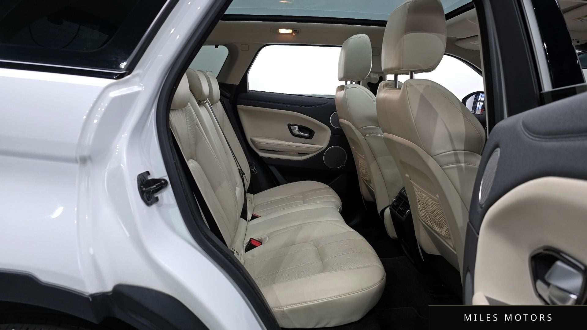 Land Rover Range Rover Evoque 2017 — миниатюра 12