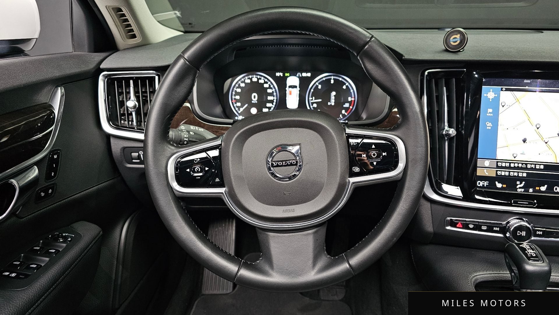Volvo S90 2017 — миниатюра 13