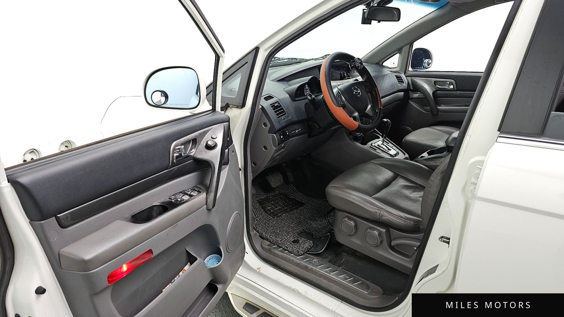KG Mobility KORANDO 2015 — миниатюра 10