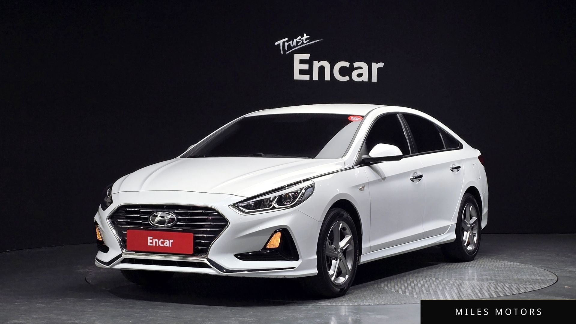 Hyundai Sonata 2019 — фото 1 из 12