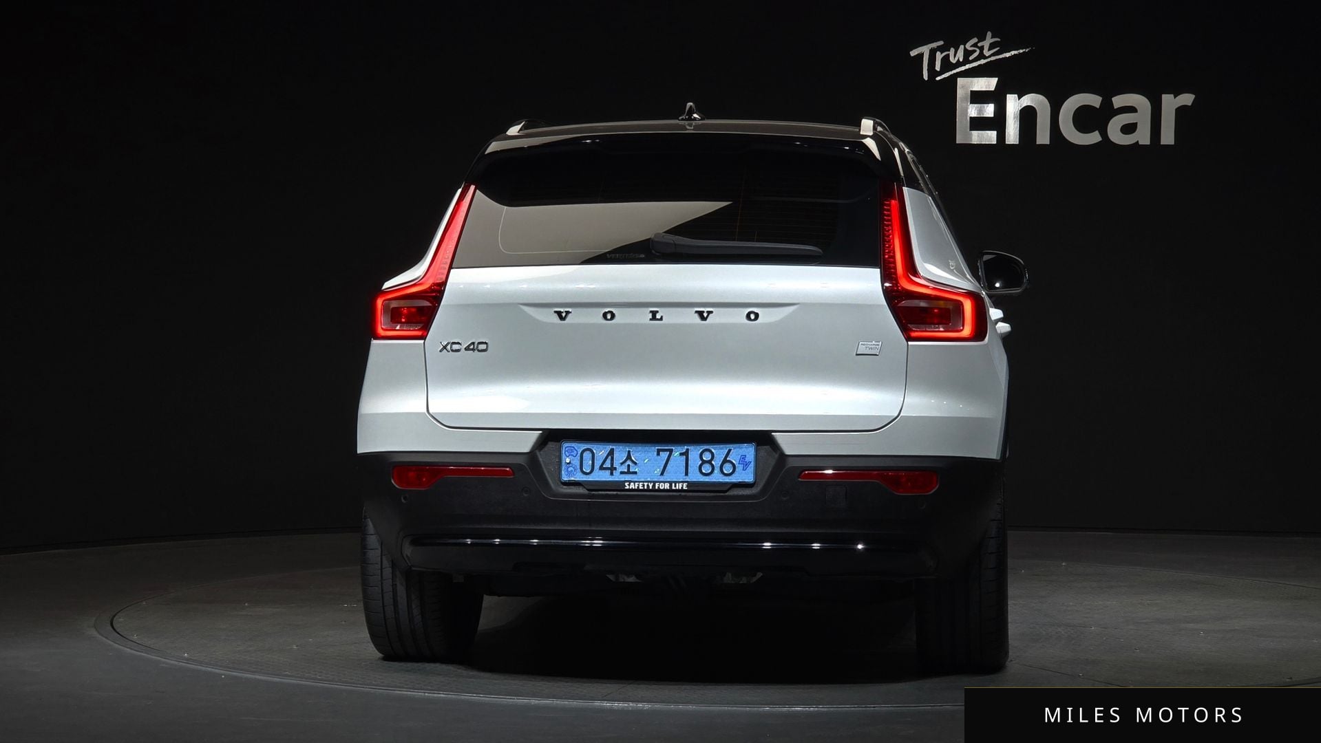 Volvo XC40 리차지 2024 — миниатюра 4