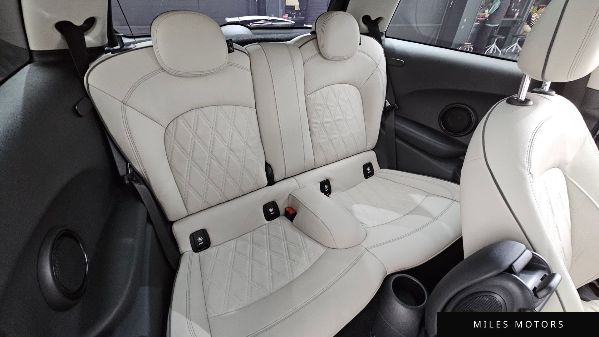 MINI 쿠퍼 S 2020 — миниатюра 12