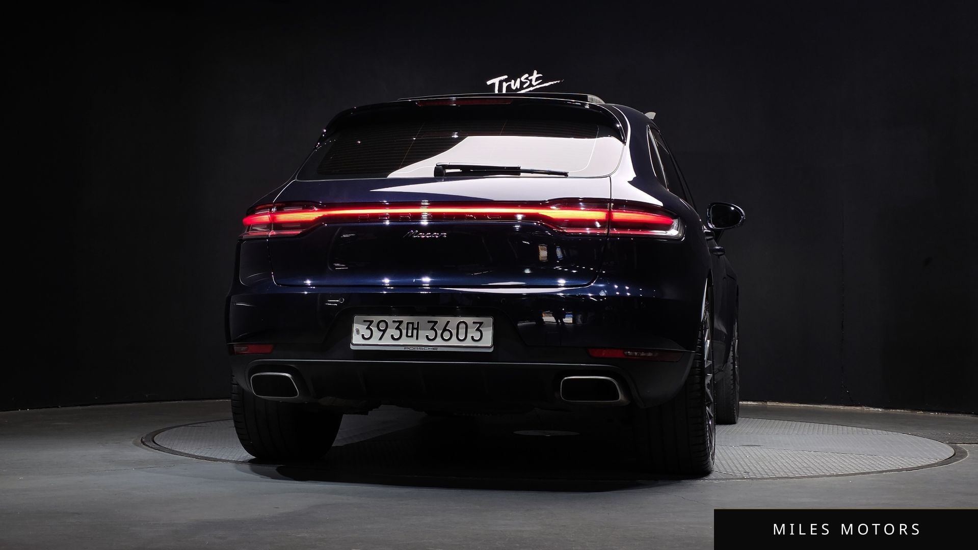 Porsche Macan 2021 — миниатюра 4