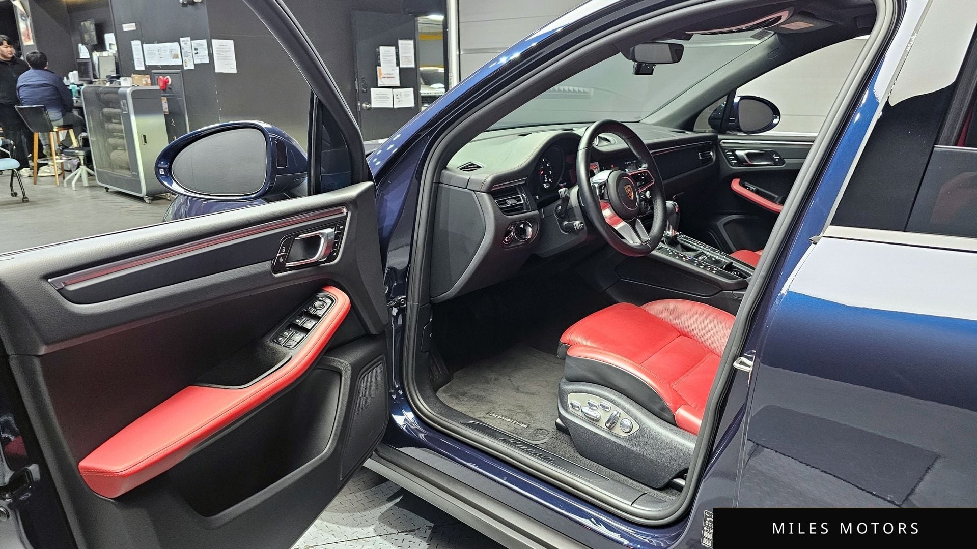 Porsche Macan 2021 — миниатюра 11