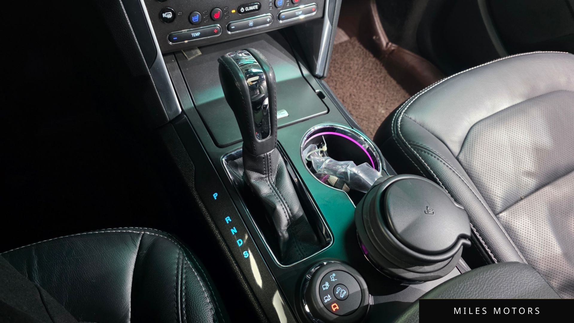 Ford Explorer 2016 — миниатюра 9