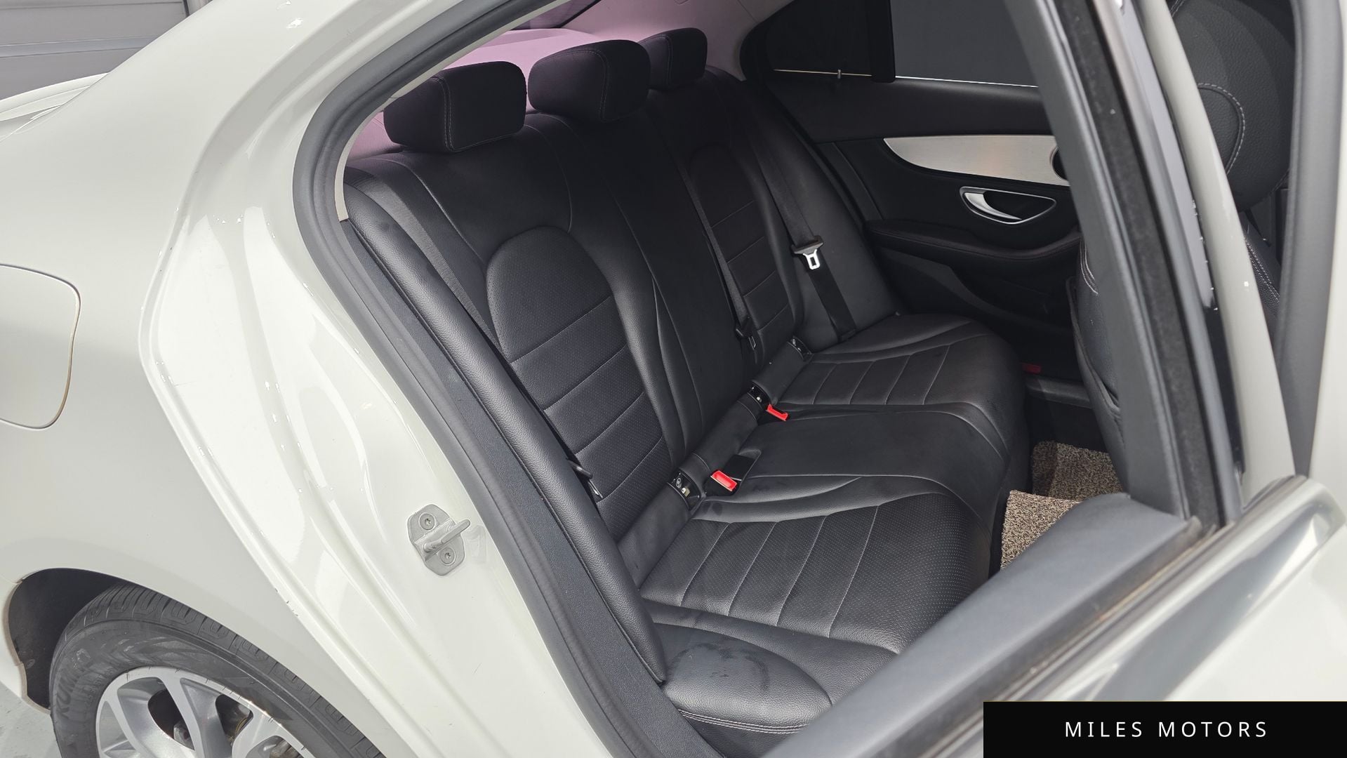 Mercedes-Benz C-Class W205 2015 — миниатюра 12