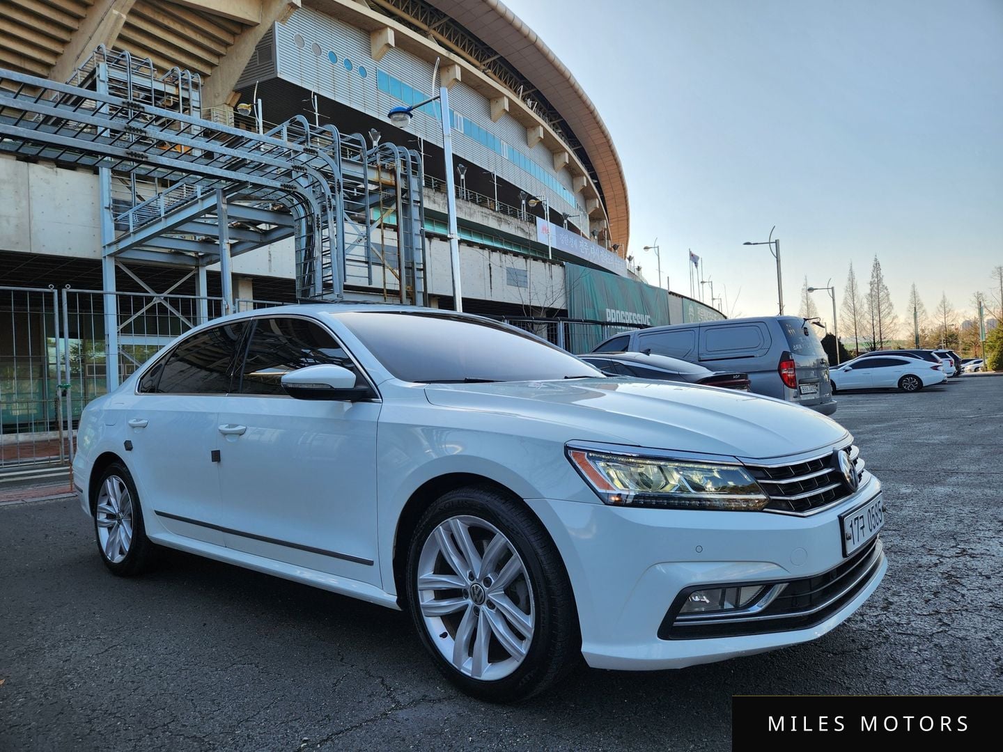 Volkswagen Passat 2018 — фото 1 из 12