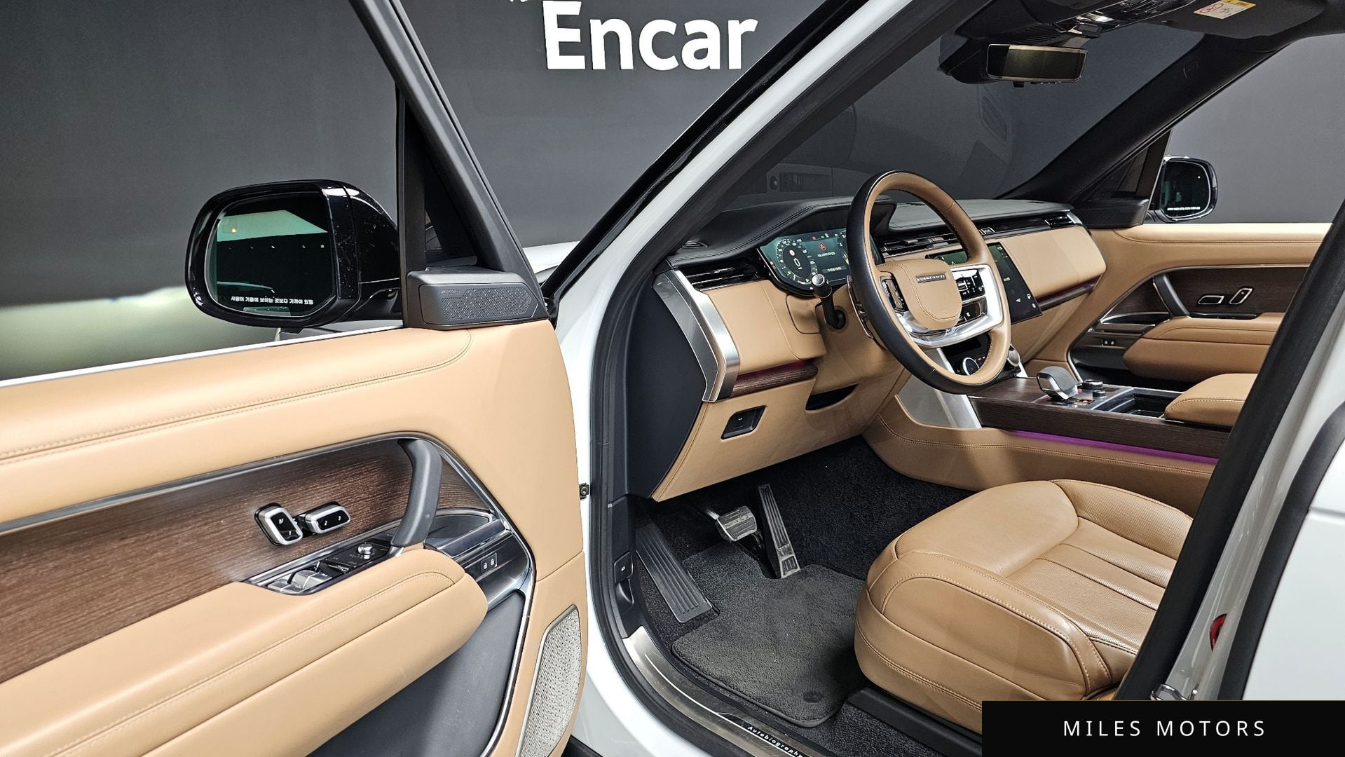 Land Rover Range Rover 2023 — миниатюра 10