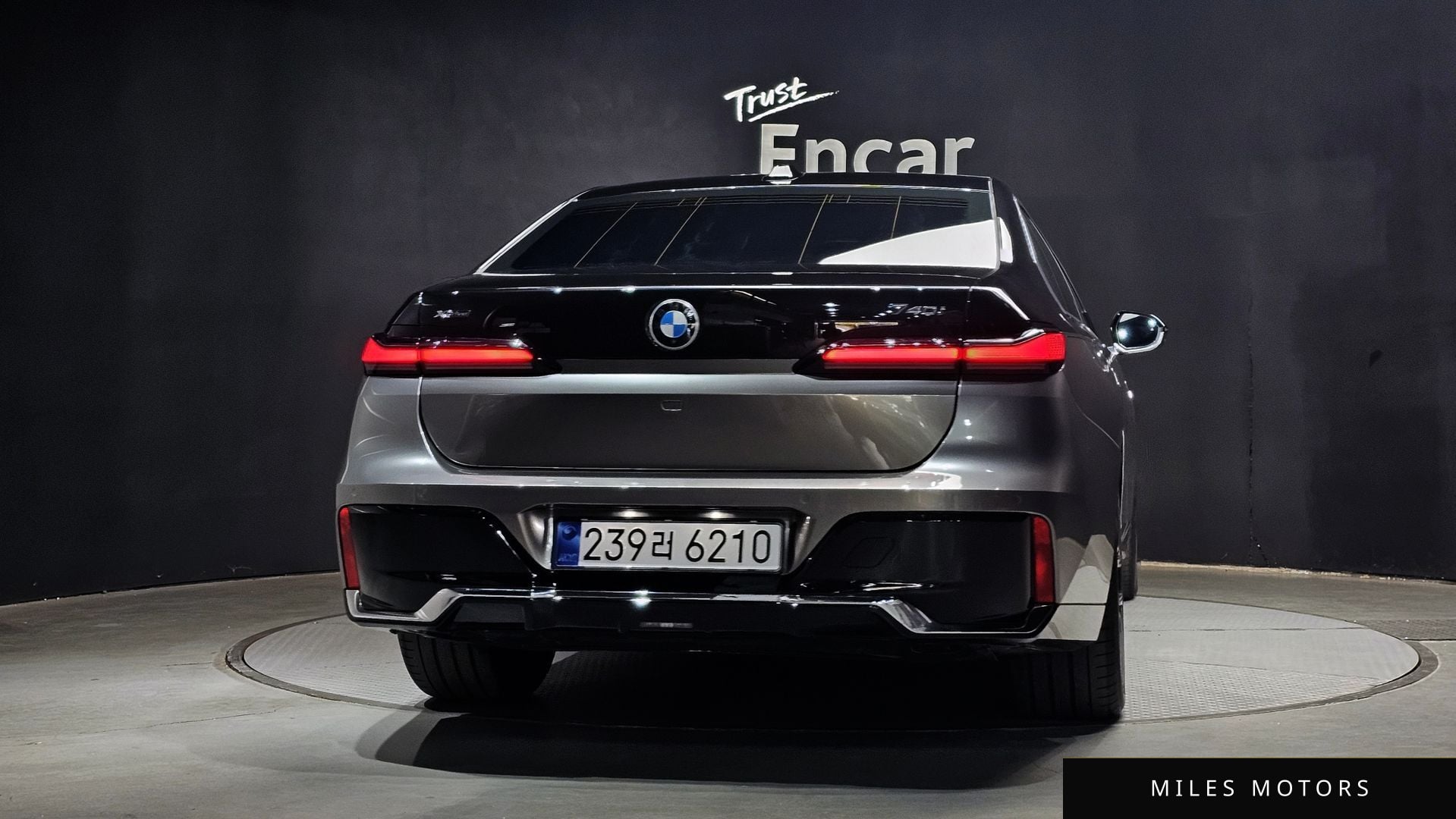 BMW 7 Series (G70) 2025 — миниатюра 4