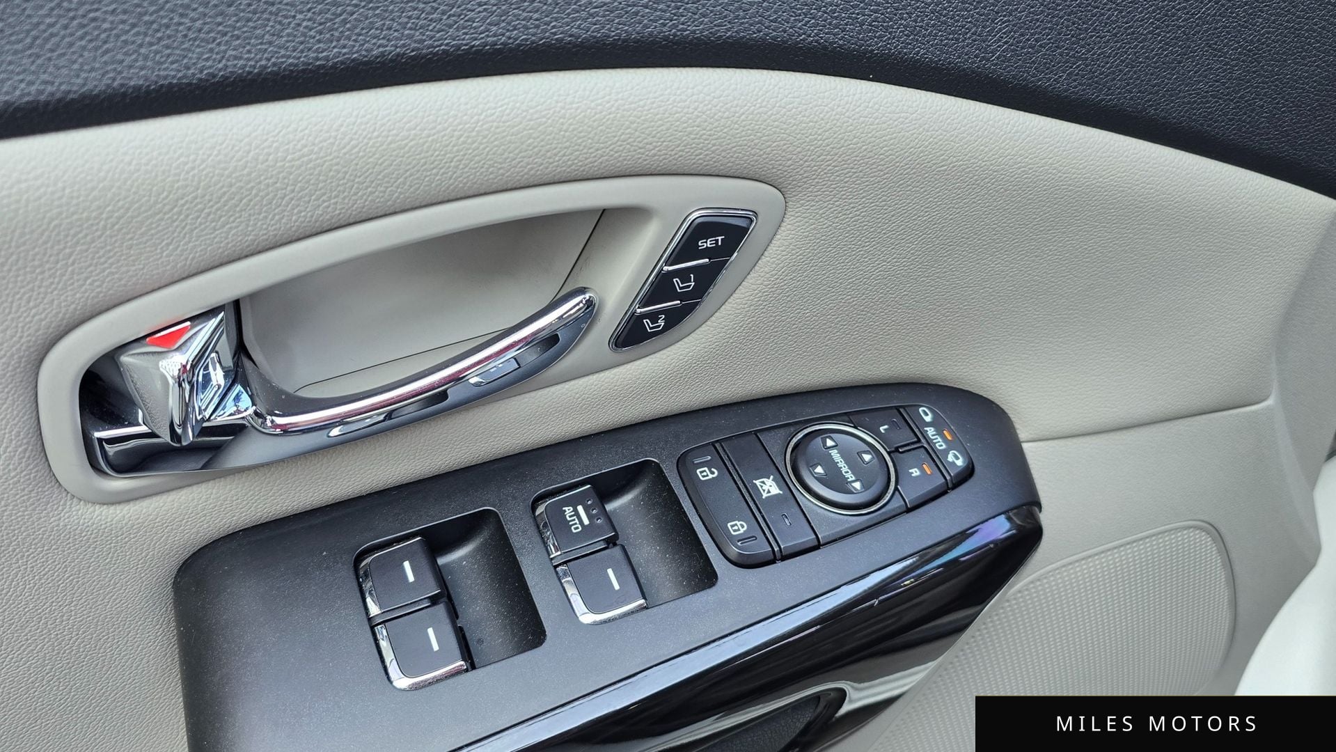 Kia Canival 2019 — миниатюра 8