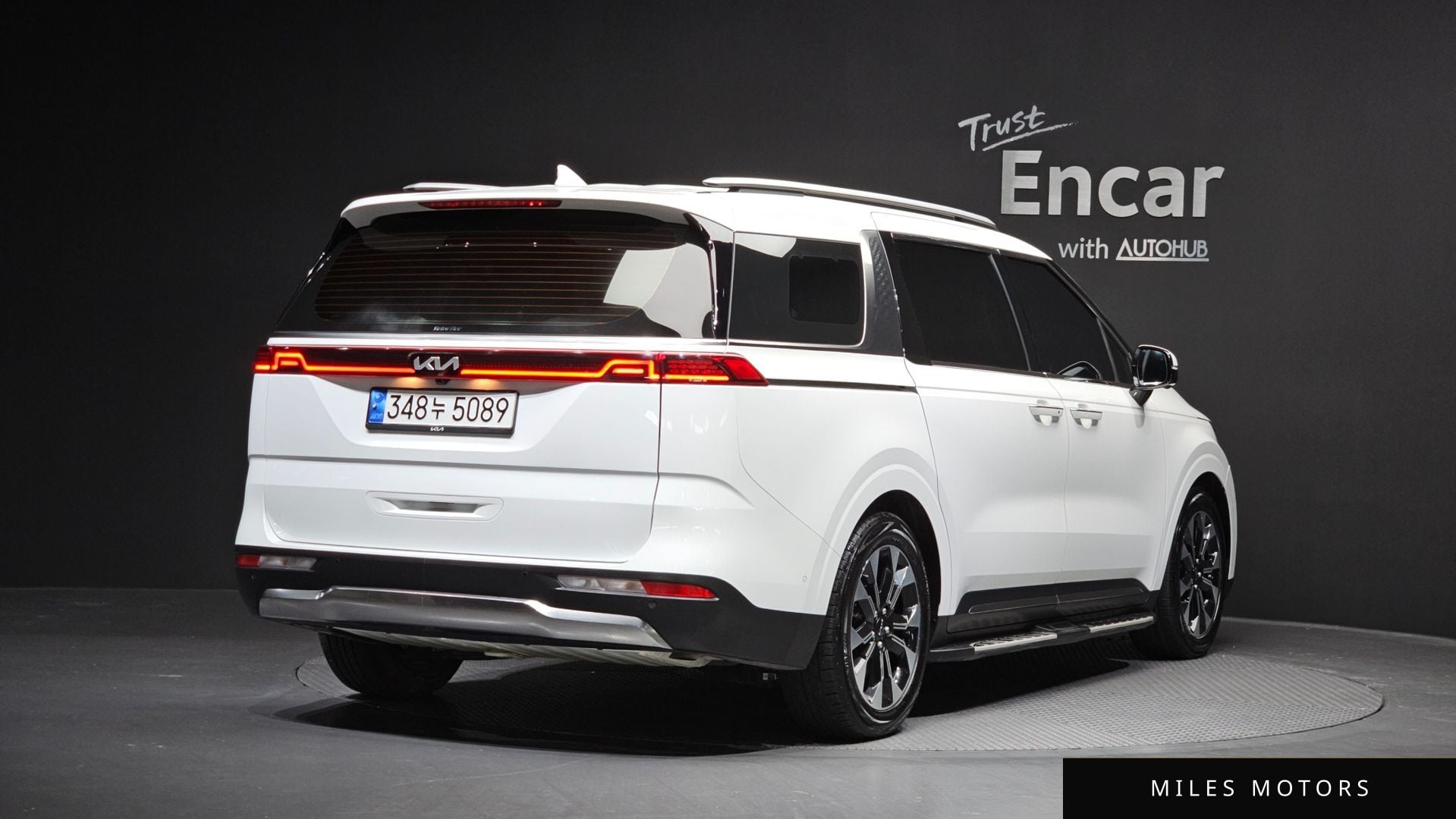 Kia Carnival 2023 — миниатюра 2