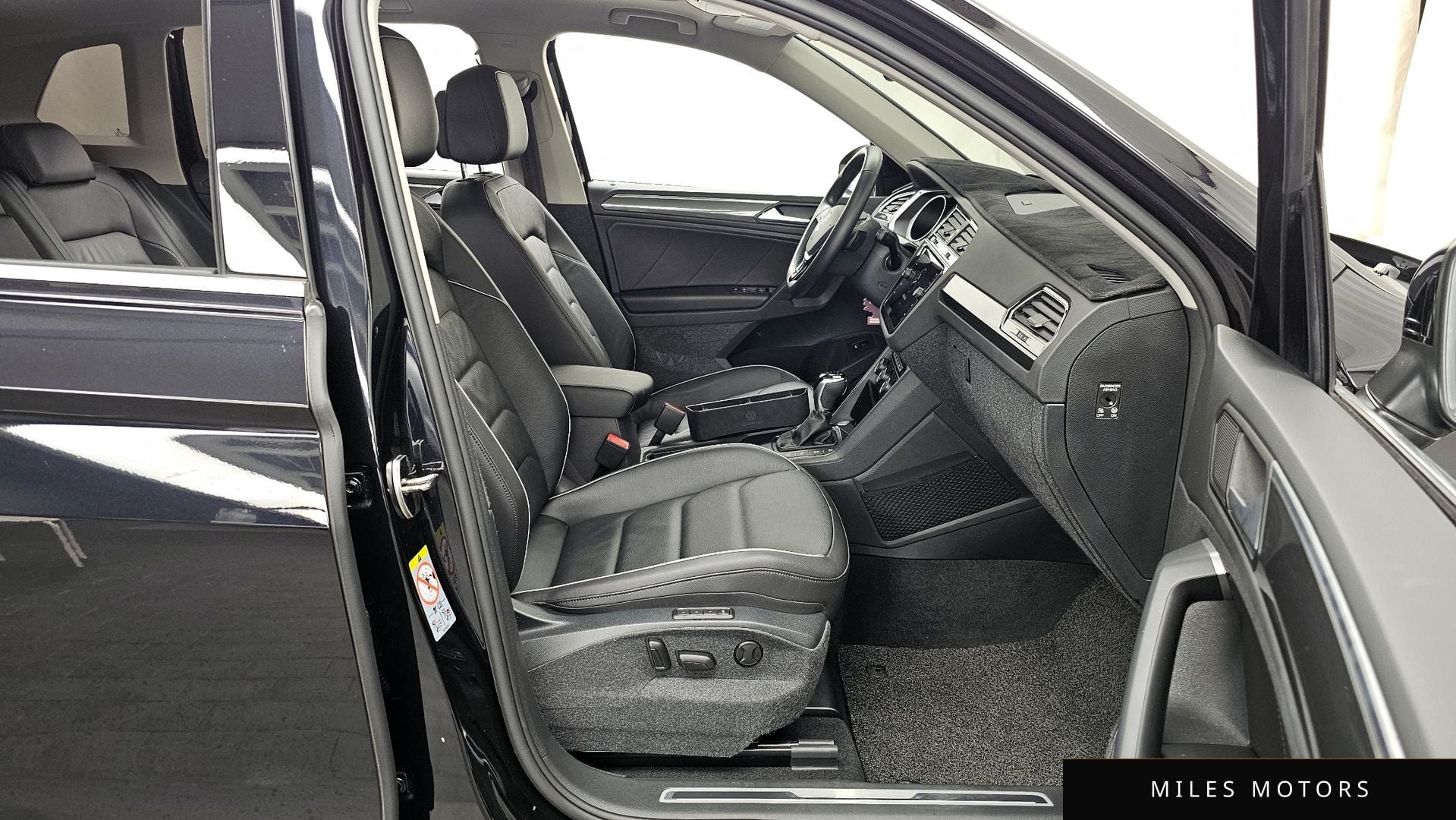 Volkswagen 티구안 2020 — миниатюра 11