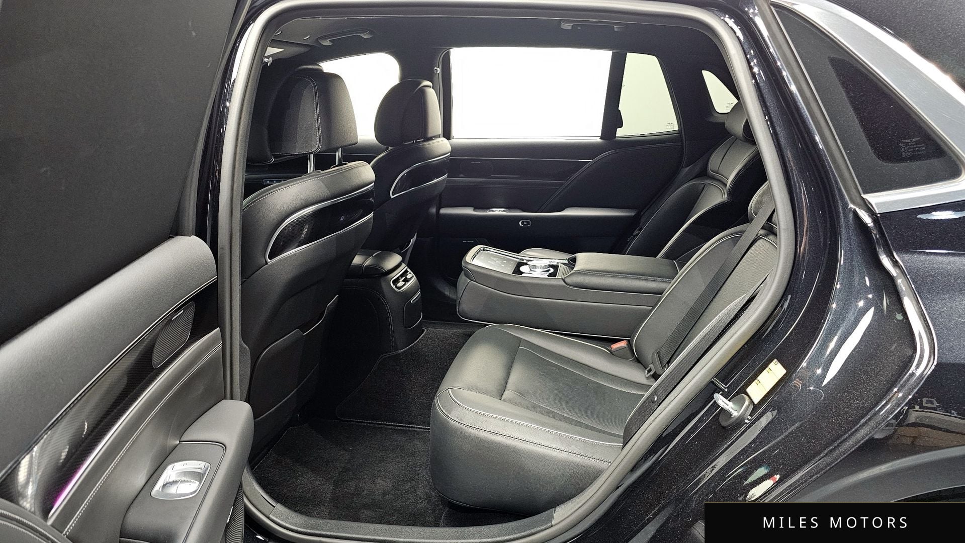 Genesis G90 (RS4) 2022 — миниатюра 12