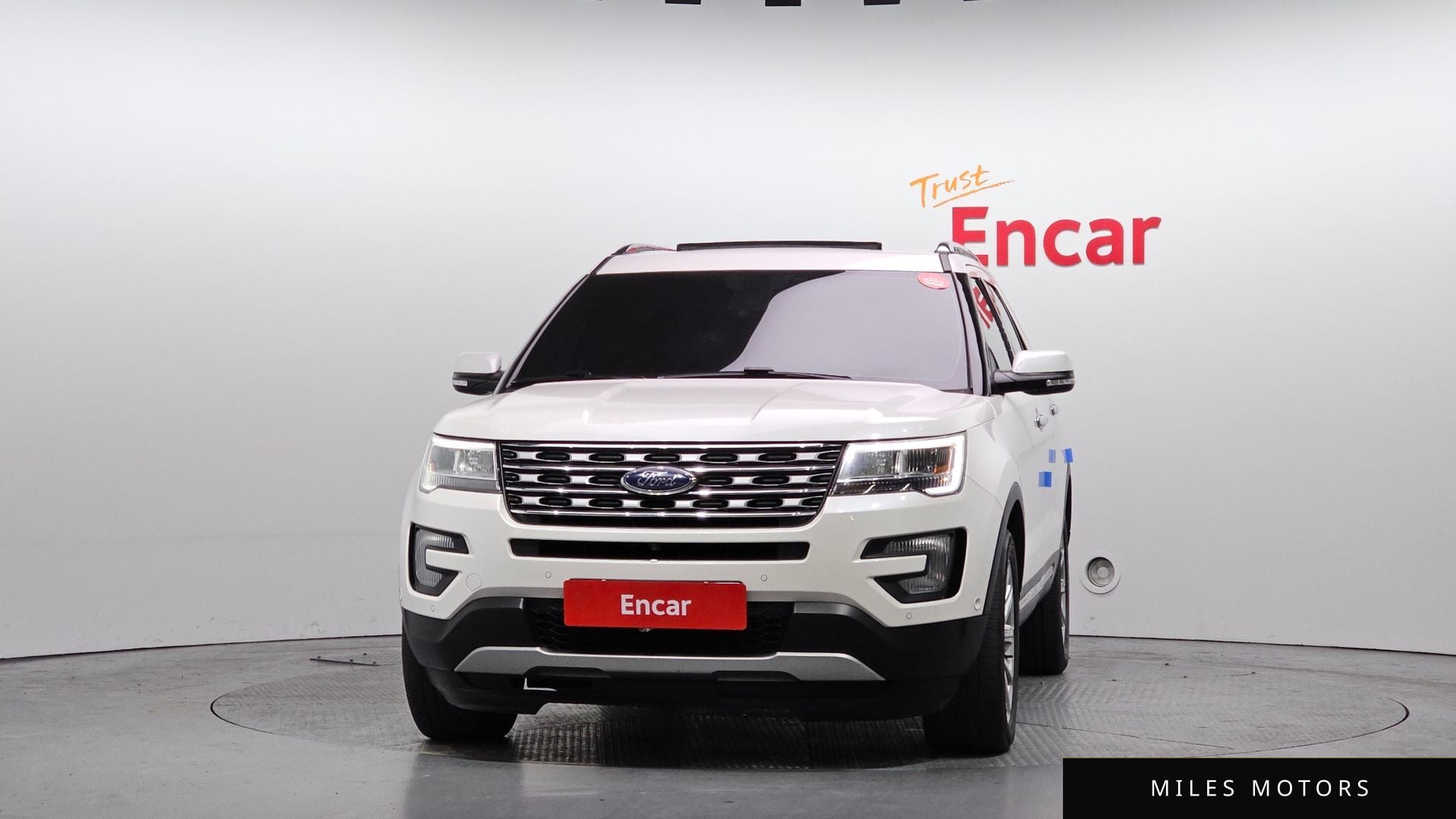 Ford Explorer 2017 — миниатюра 3