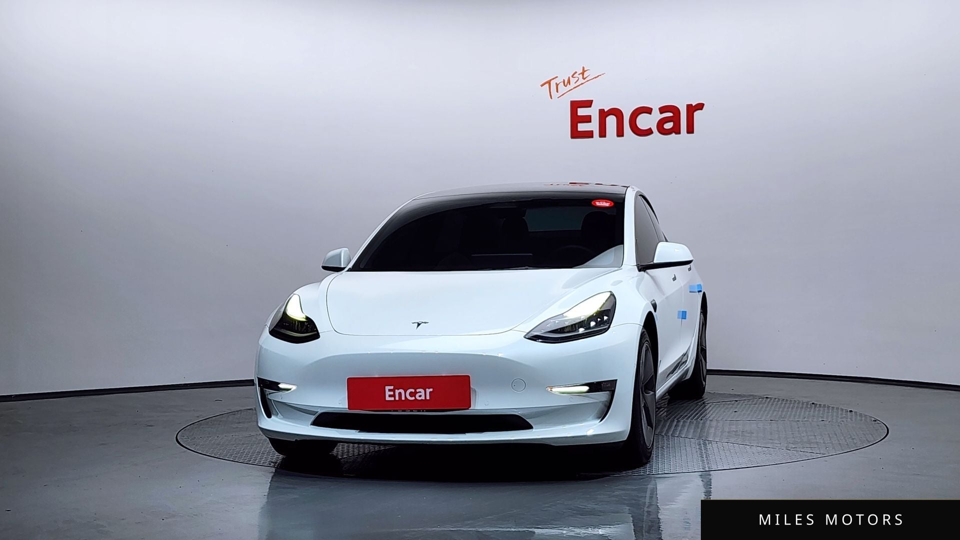 Tesla 모델 3 2022 — миниатюра 3